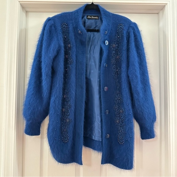 Vintage Lee Sands Angora Rabbit Beaded Floral Embroidered Fuzzy Cardigan Blue - Picture 5 of 11